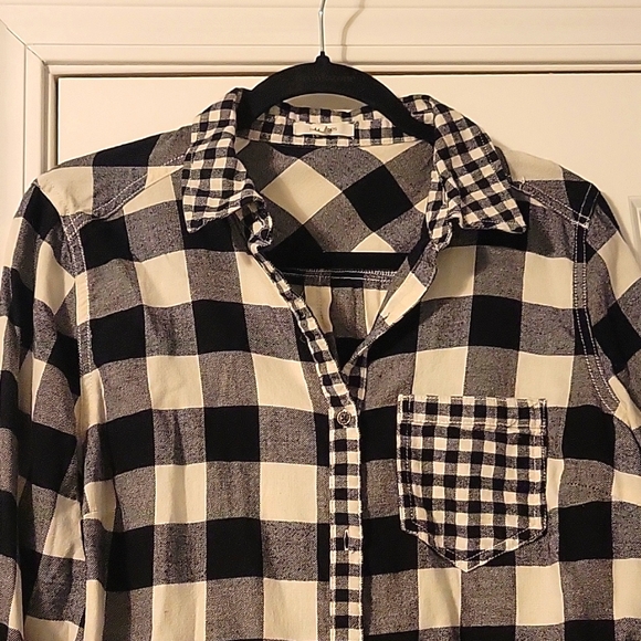 Maurices Buffalo Plaid Flannel Shirt - Picture 2 of 3